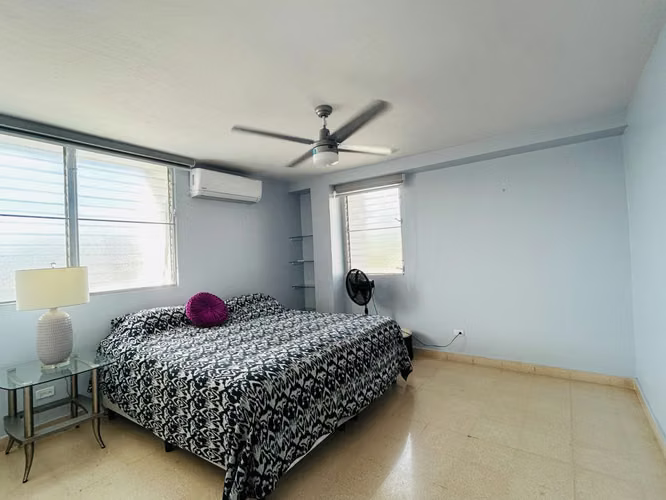 APARTAMENTO DE SEGUNDA A LA VENTA $160,000.00 , 147 M2 , UBICACION 12 DE OCTUBRE - Imagen 15