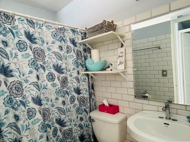 APARTAMENTO DE SEGUNDA A LA VENTA $160,000.00 , 147 M2 , UBICACION 12 DE OCTUBRE - Imagen 7