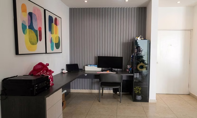 Apartamento en Avenida Balboa | con balcón y vista al mar
