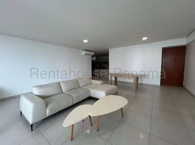 Apartamento en venta Costa del Este 27-1300 MMM