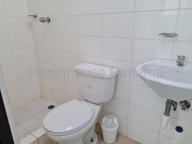 Apartamento amoblado en alquiler PH Kubic, El Cangrejo IH27-2387