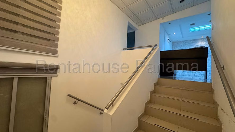 VENTA DE EDIFICIO EN PARQUE LEFEVRE GM - Imagen 5
