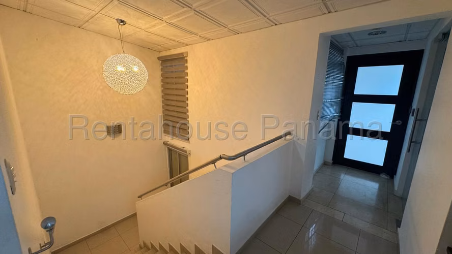 VENTA DE EDIFICIO EN PARQUE LEFEVRE GM - Imagen 4