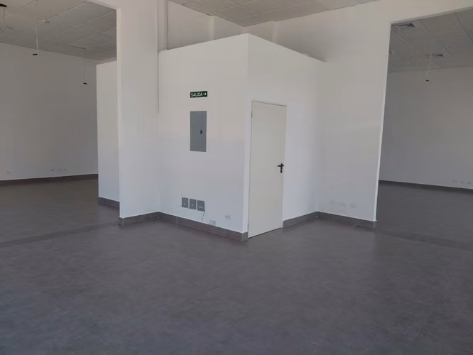 Alquiler de Local Comercial en Los Pueblos, Avenida Domingo Díaz (Vía Tocumen) - Imagen 9