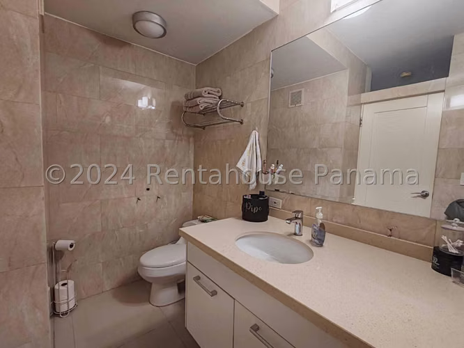 VENTA DE APARTAMENTO MARBELLA HQ