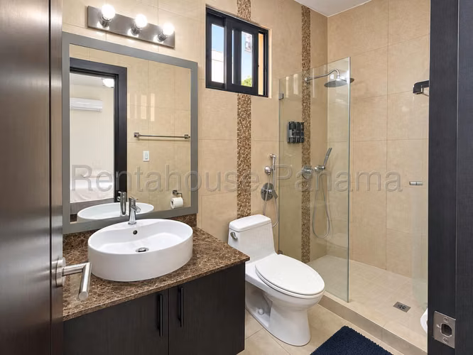 ALQUILER DE APARTAMENTO AMADOR HQ