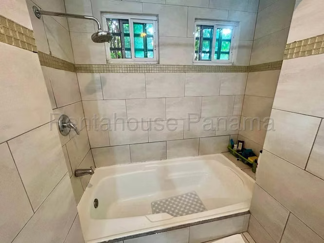 Venta de Casa en Altos de Panama 27LGG151 - Imagen 8