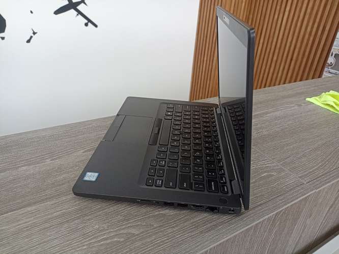 HP Elitebook 655 G10