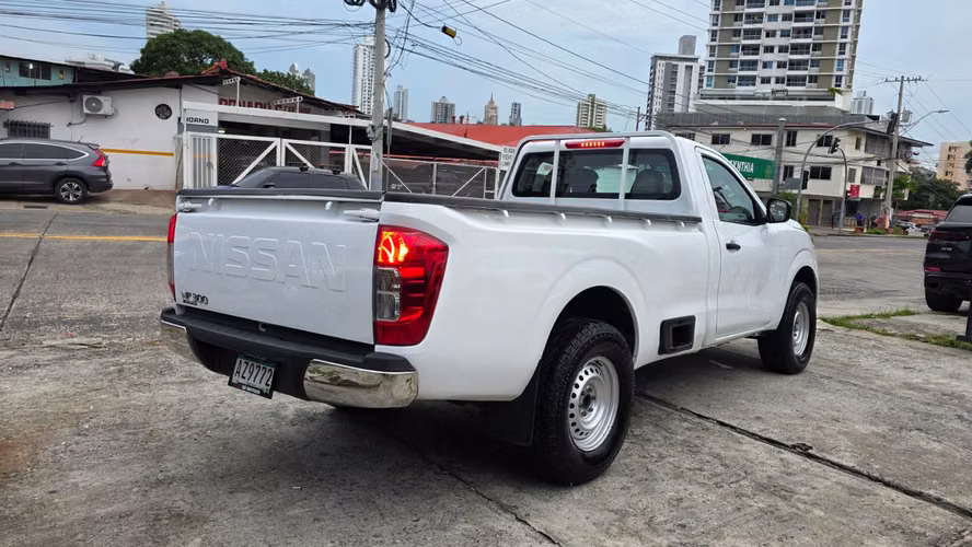 NISSAN FRONTIER NP300, AÑO 2017 - Imagen 6