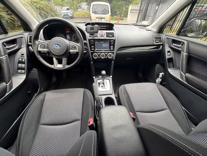 SUBARU FORESTER 2017 · AWD X-MODE · PORTÓN ELÉCTRICO · CÁMARA · 91 MIL KM MC009