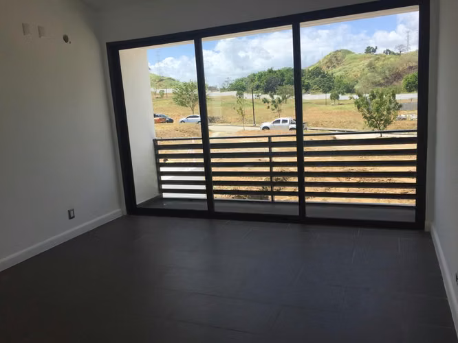 Se Vende Casa con terreno de 405 m2, Barrio Alto