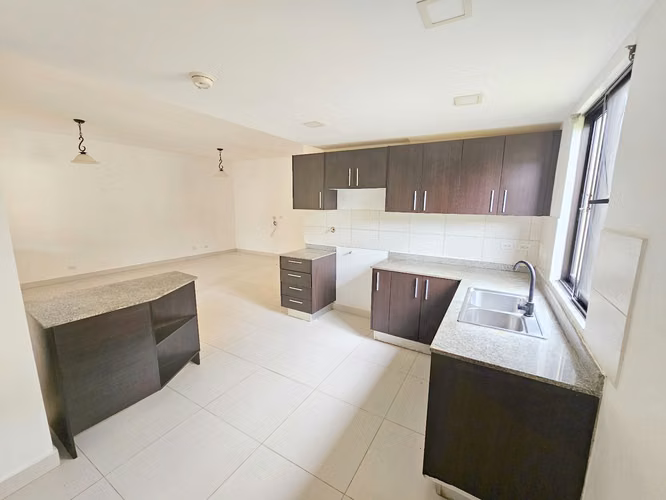 Venta de Casa en Woodlands Single Family - Panamá Pacífico. Haga una oferta - Imagen 4