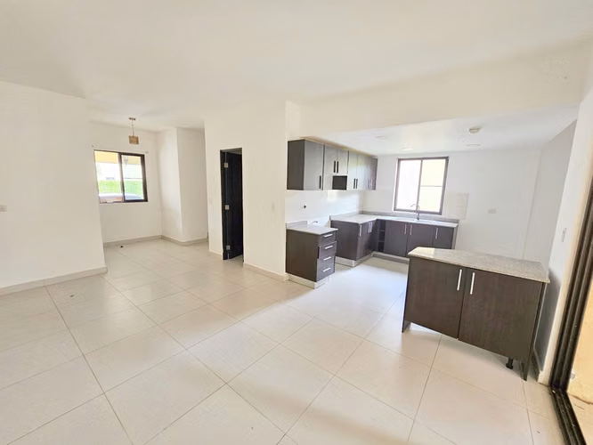 Venta de Casa en Woodlands Single Family - Panamá Pacífico. Haga una oferta