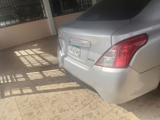 Se vende Nissan Versa 2015 usado - Imagen 6