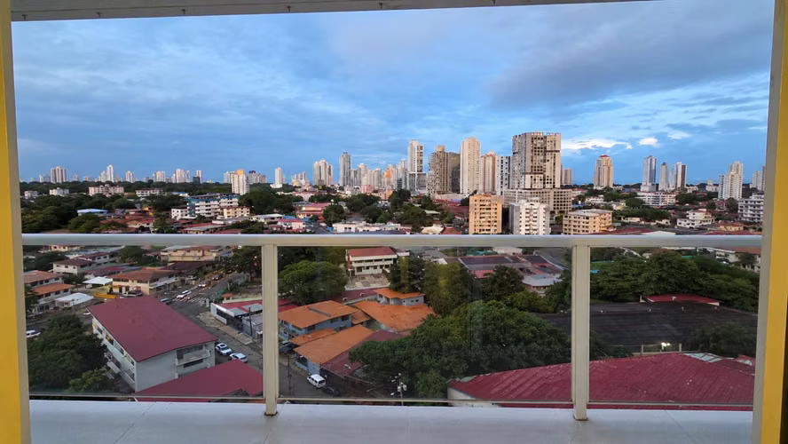 Apartment on the Via España I furnished I 2 Rec I with balcony and close to the metro