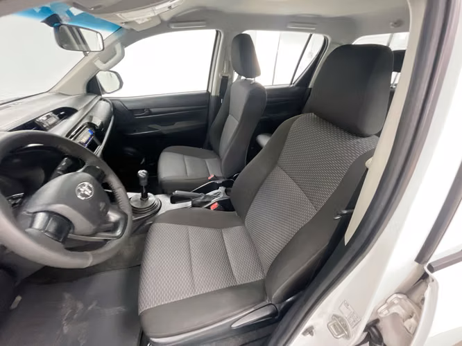 TOYOTA HILUX - 2024 - PPHX - Automarket - Imagen 5