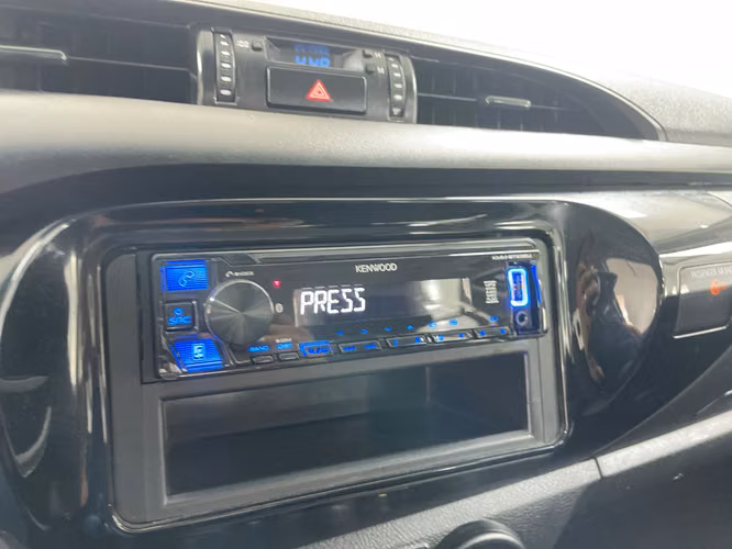 TOYOTA HILUX - 2024 - PPHX - Automarket - Imagen 8