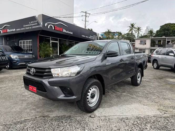 Toyota Hilux 2023