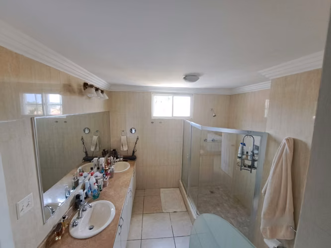 271465. Se vende a excelente precio casa en Brisas Village, 268m de terreno - Imagen 17