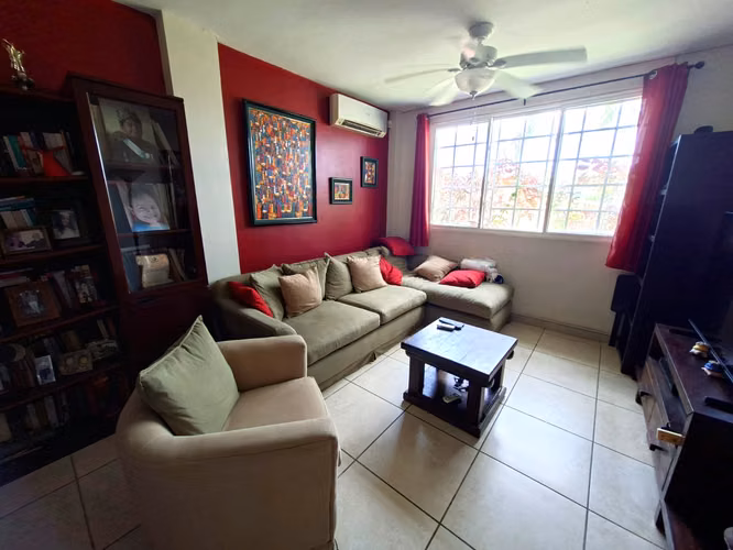 271465. Se vende a excelente precio casa en Brisas Village, 268m de terreno - Imagen 12