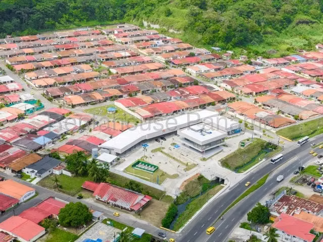 Alquila y estrena tu negocio en la nueva Plaza Alborada, Cativa Colón