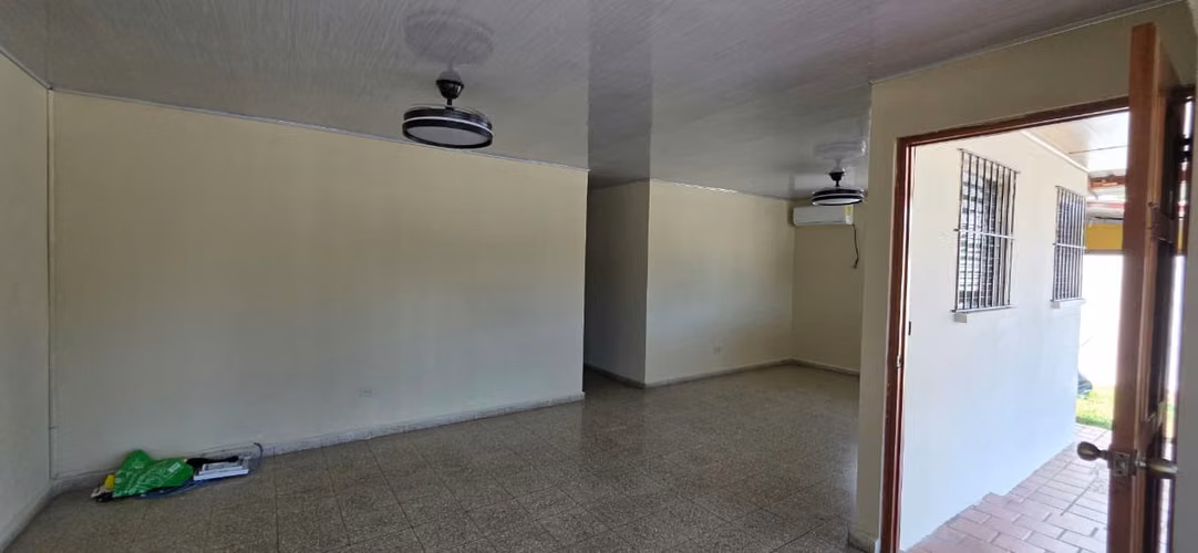 Se alquila casa sin muebles David 550.09 - Imagen 6