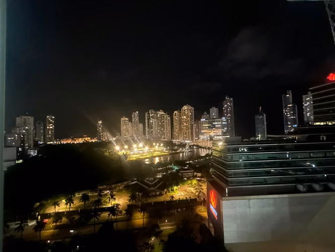 PROPERTY FOR RENT - 124; FURNISHED APARTMENT ON THE EAST COAST -MF