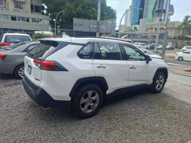 Toyota rav4 2023