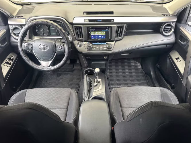 TOYOTA RAV4 AÑO 2017 AUTOMÁTICO VERSIÓN FULL EXTRA