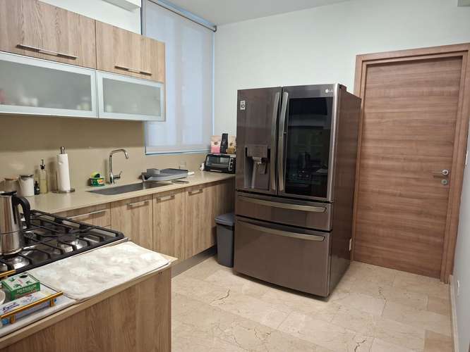 273228. Se alquila apartamento amoblado 107.84m, 2 recámaras, 3 baños, balcón, 2 parkings, pisos de mármol. - Imagen 6