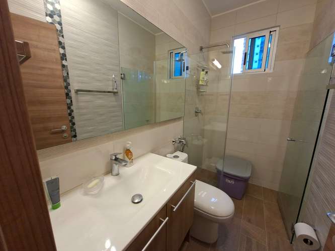 273228. Se alquila apartamento amoblado 107.84m, 2 recámaras, 3 baños, balcón, 2 parkings, pisos de mármol. - Imagen 20