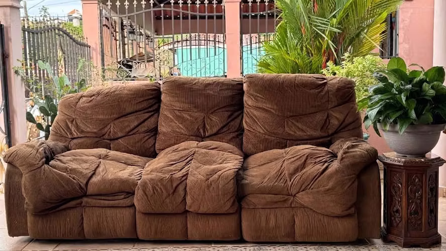 Reclinable Sofas 3-2 game