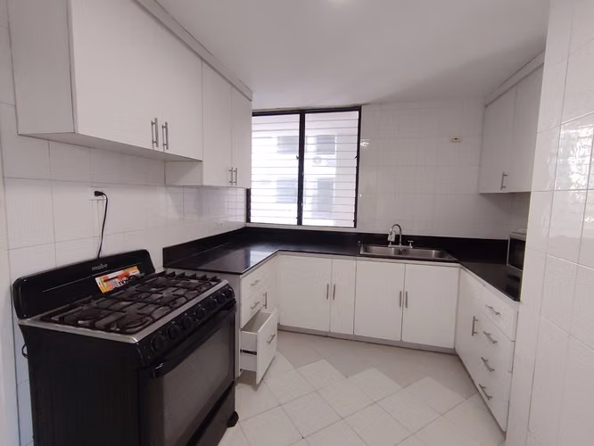 Amoblado con vista al mar | 140 m² | PH Coral Reef, Marbella - Imagen 5