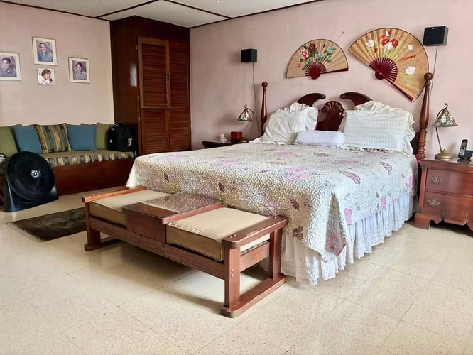 Venta de cálida casa con patio, terraza y depósito en Altos de La Loma – Pueblo Nuevo - Imagen 10