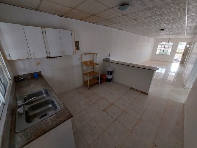 VENDO O ALQUILO CASA CON OPCIÓN A COMPRA VILLA DEL CARMEN LA CHORRERA  - Imagen 3
