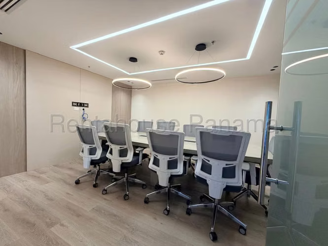Oficina Premium en Venta en Oceania Business Plaza, Punta Pacífica – 3 Parkings - Imagen 2