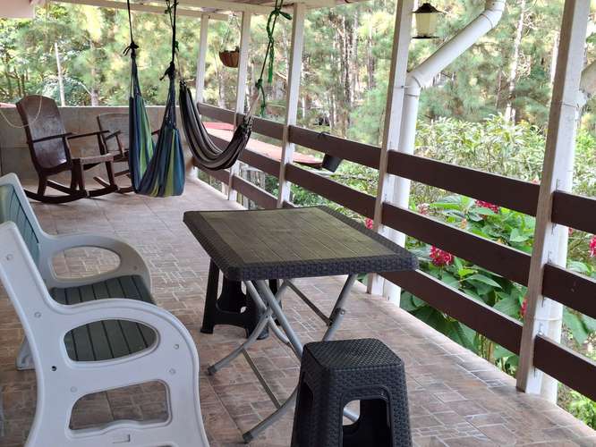 RENTO CASA  EN CERRO AZUL, 10-13 PERSONAs