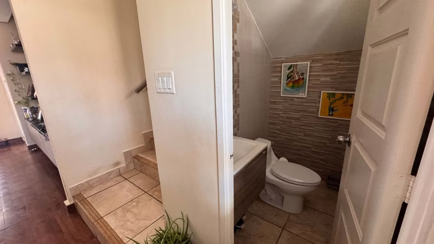 SE ALQUILA Casa AMOBLADA E  IMPECABLE de 2 pisos PH EVEREST, Brisas Norte PRG-02 - Imagen 12
