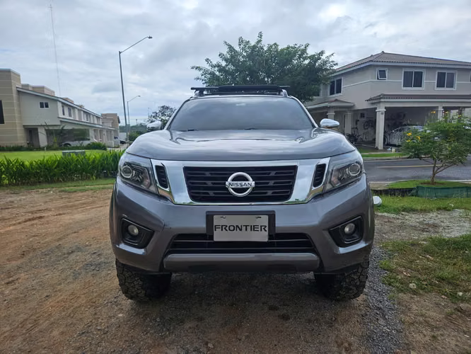 Nissan Frontier 2020 4x4 Automática (Full Extras) - Excelente Estado