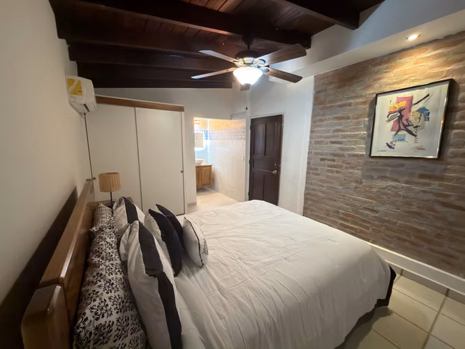 Casa de Lujo en Coronado Golf | 6 Recámaras | Piscina | Amoblada - Imagen 6