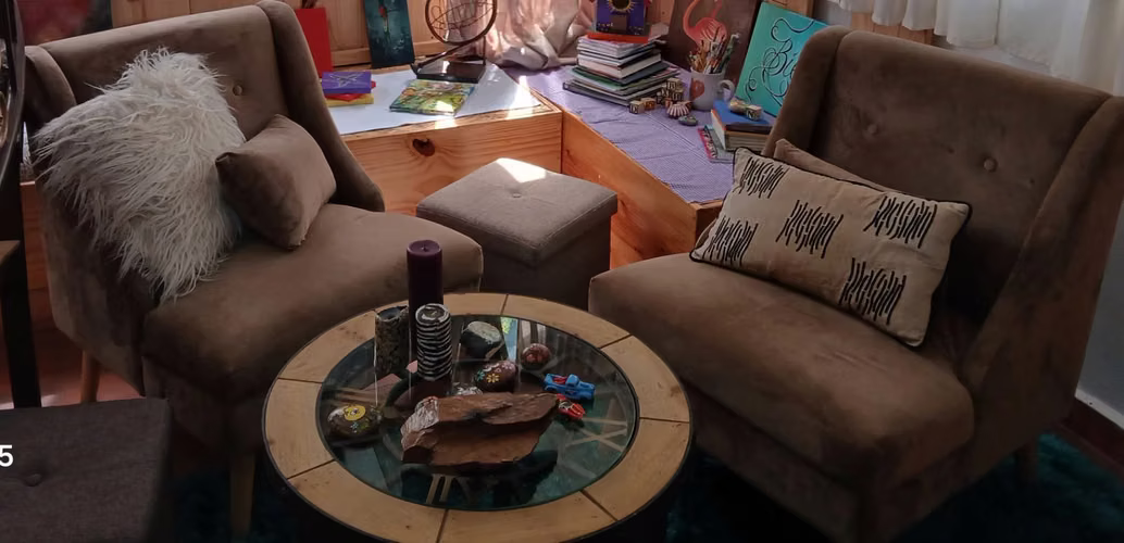 2 living room chairs and coffee table