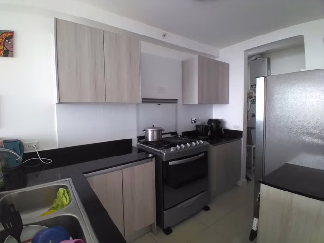 Alquiler Apartamento de lujo de 3Rec 2Baños Tumba muerto. VL.  - Imagen 12