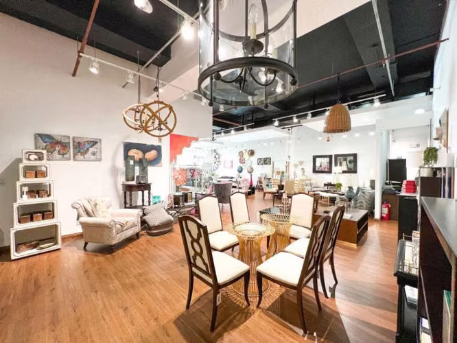 LOCAL SHOWROOM OFICINA  - Imagen 4