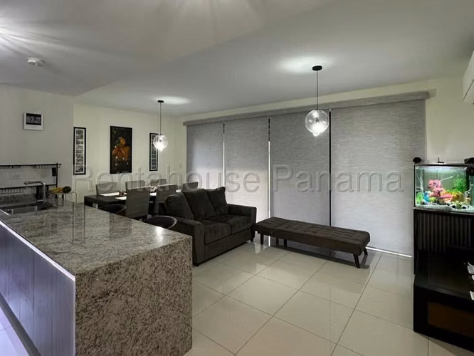 Venta de Casa Amoblada en Chorrera Riverview EC