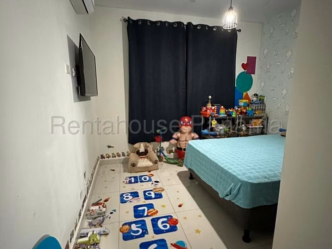 Venta de Casa Amoblada en Chorrera Riverview EC