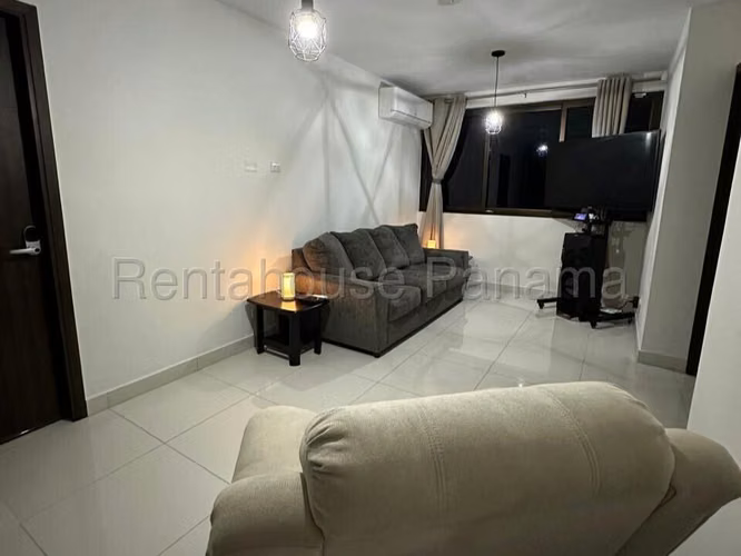 Venta de Casa Amoblada en Chorrera Riverview EC