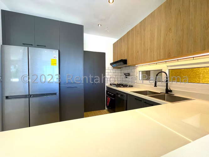 Venta de Apartamento en Ancon Ph Tucán Country Club KC