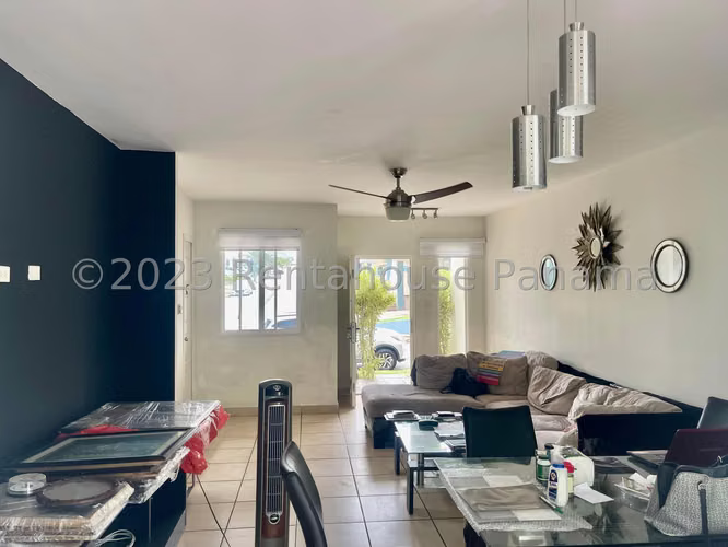 Venta de Casa en Brisas Del Golf Alpes KC - Imagen 2