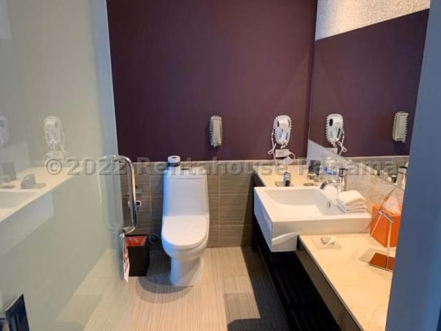 Venta de Apartamento en Avenida Balboa Ph Megapolis KC - Imagen 9