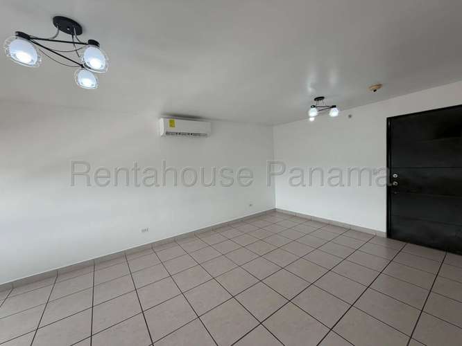 Alquiler de Apartamento en Parque Lefevre Ph Lefevre KF